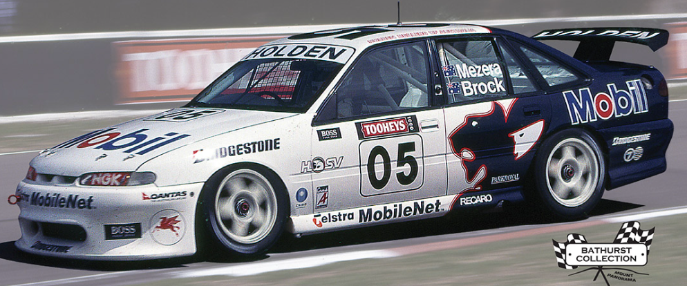 1:18 Classic Carlectables Holden VR Commodore 1995 Bathurst Brock/Mezera 18832