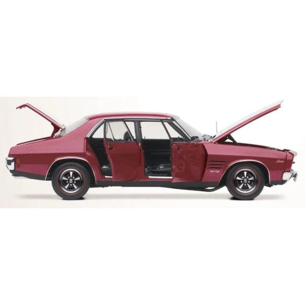 1:18 Classic Carlectables Holden Monaro GTS Burgundy Sedan 18791